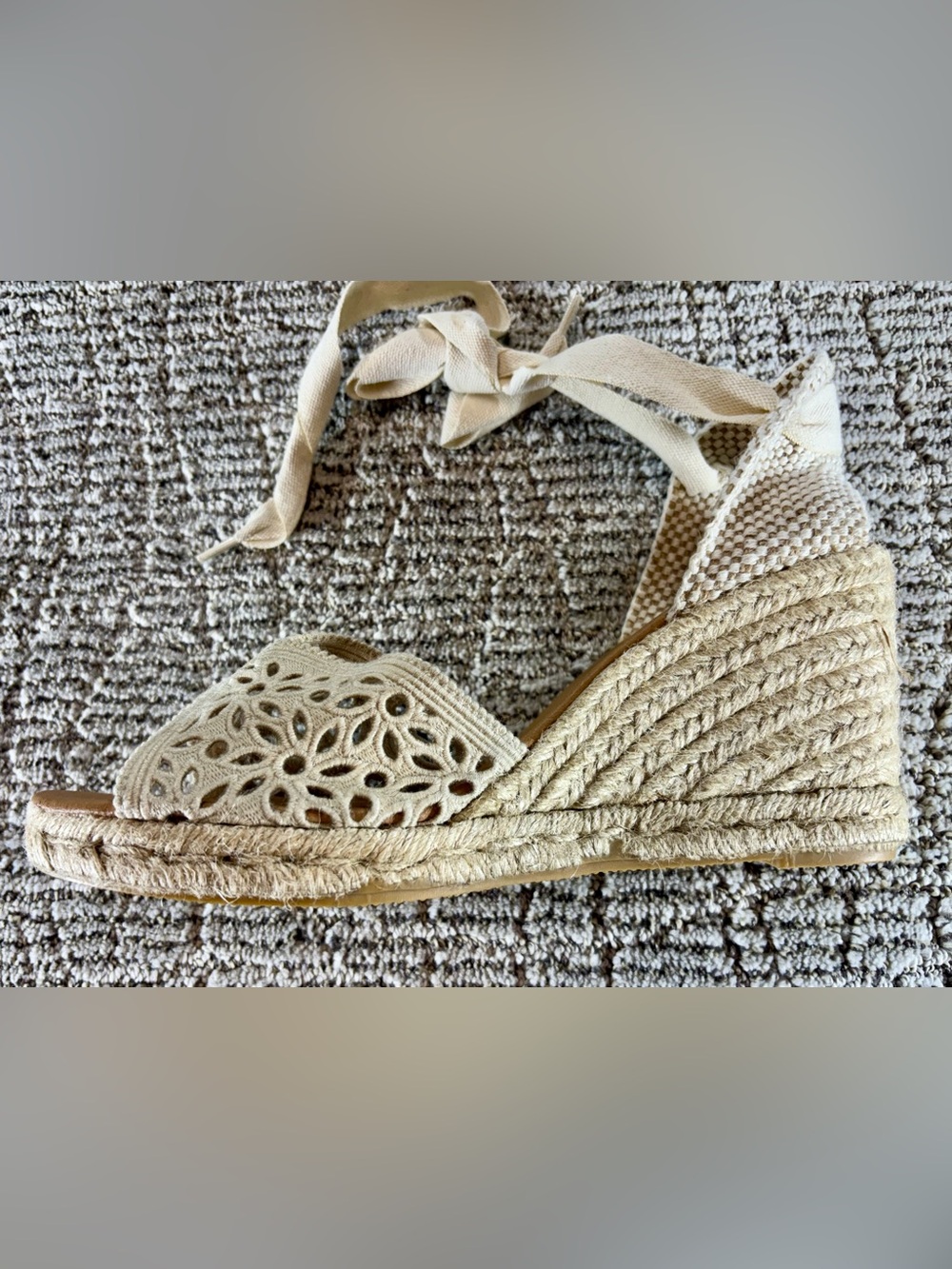NEW Maypol Women’s Size 10 Beige Lace-Up Crochet Espadrille Wedge Sandals